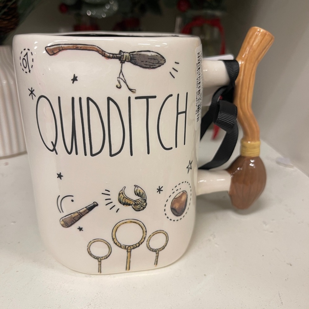 RAE DUNN Harry Potter Quidditch Firebolt Handle ceramic Coffee Mug NWT